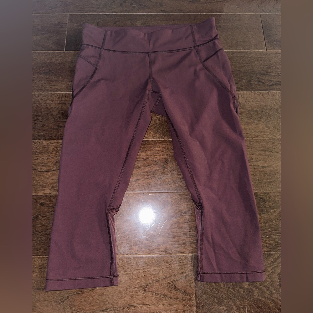 Lululemon cropped leggings